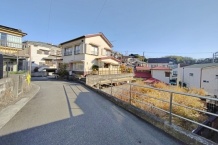 真鶴町真鶴 真鶴駅まで徒歩13分 港のそばの住宅用地37.8坪