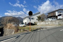 湯河原町鍛冶屋 閑静な住宅街の入り口に位置する75坪平坦土地