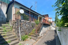 熱海市伊豆山 相模湾を遠望する平家建 南向き陽当たり良好