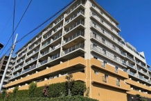 レーベンリゾシア湯河原 駅徒歩4分 温泉大浴場付き 2階2LDK+S